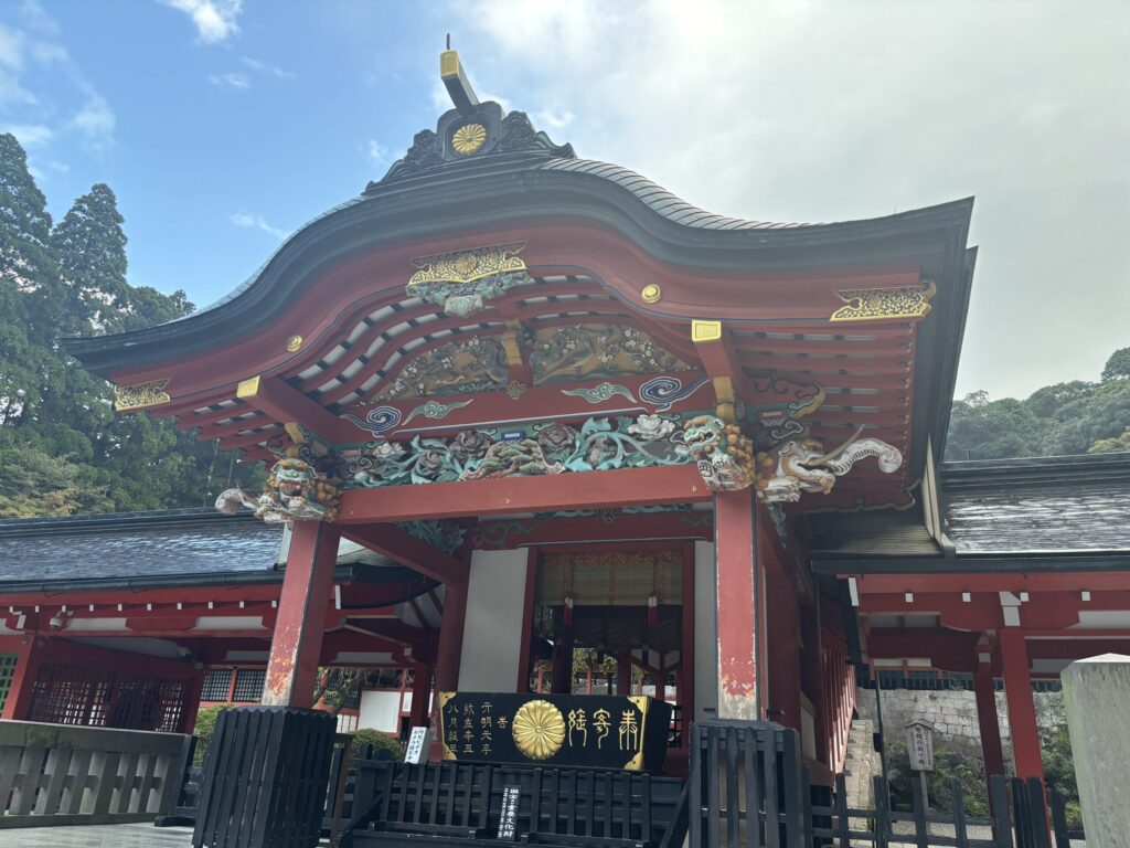 拝殿全景の写真