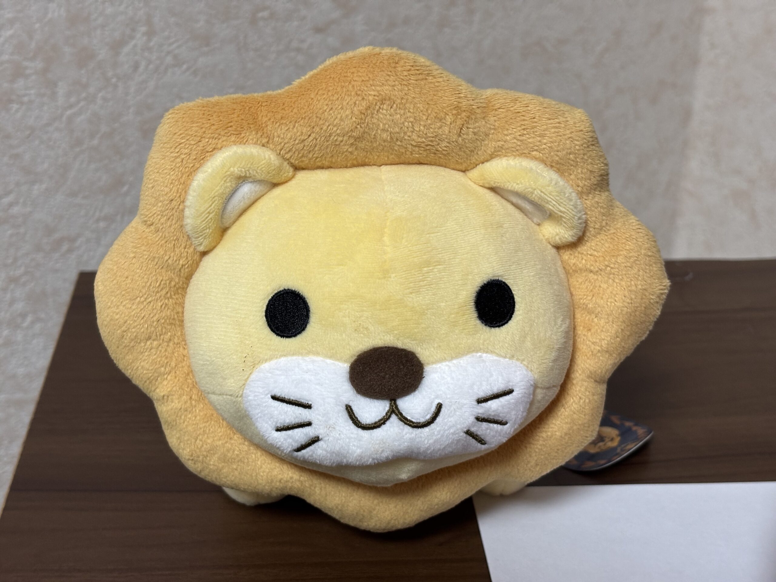 ライオンのぬいぐるみの写真